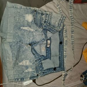 Ripped Jean shorts